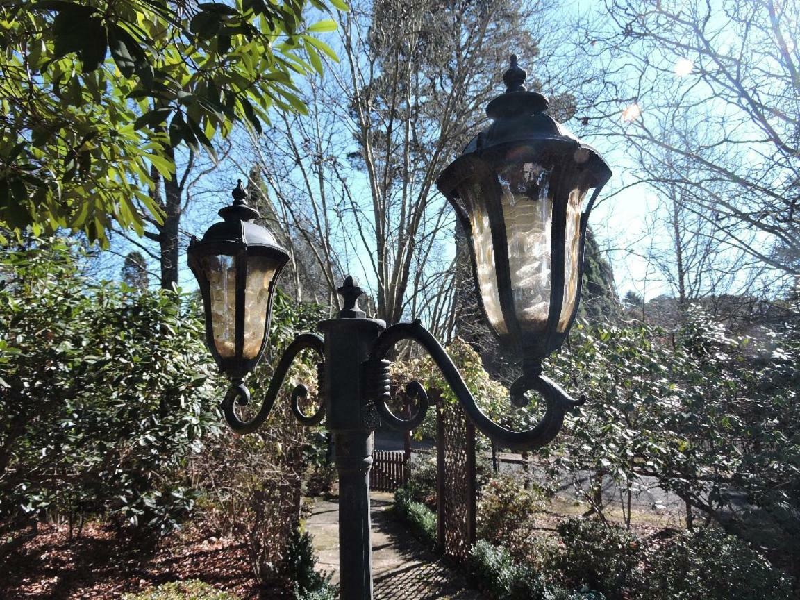 בלאקהית' Kubba Roonga Guesthouse - Boutique Luxury Spa Retreat & Gardens - Blue Mountains מראה חיצוני תמונה